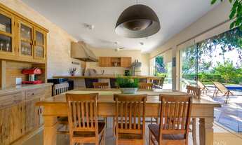 Imagem 6: LINDÍSSIMA CASA À VENDA EM ATIBAIA, 350m² COM 5 SUÍTES. PORTEIRA FECHADA