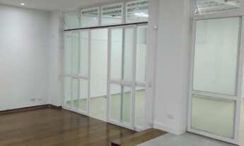 Imagem 2: LOCAÇÃO /VENDA - CASA COMERCIAL DE ALTO PADRÃO NA VILA SÃO FRANCISO (ZONA SUL), PRÓXIMO AO