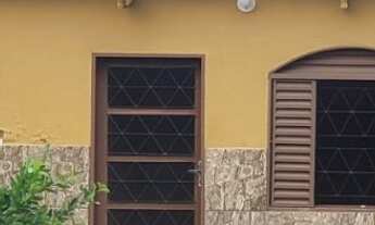 Imagem: VENDO LOTE NO GAMA COM UM BARRACO MUITO