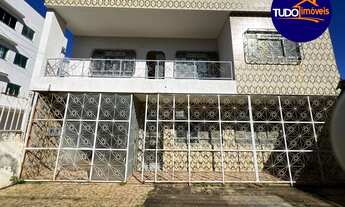 Imagem: CASA 4QTOS, 2 LAJE, ESQUINA, ATRÁS DO CG