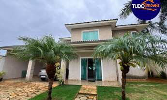 Imagem 1: SOBRADO COM 4 QUARTOS E 3 SUÍTES, TODO REFORMADO E COM ESPAÇO GOURMET, EM CONDOMÍNIO, LOTE