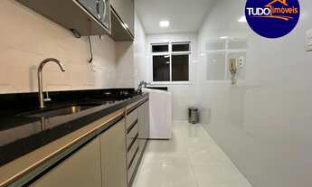 Imagem 5: TUDO IMÓVEIS - AP 2 qtos, reformadíssimo, porcelanato, painel, armários na cozinha, banhei