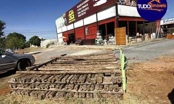 Imagem 4: Galpão Comercial à Venda em Brasília-DF - Setor Sul (Gama) - 3 Salas - 2 Banheiros - 3 Vag