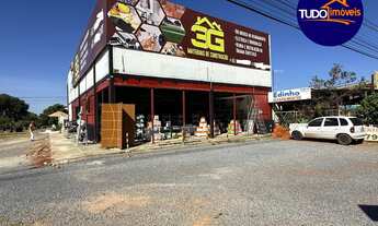 Imagem 2: Galpão Comercial à Venda em Brasília-DF - Setor Sul (Gama) - 3 Salas - 2 Banheiros - 3 Vag