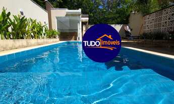 Imagem 5: LINDA CASA DE ALTO PADRÃO - 3 SUÍTES, PISCINA AQUECIDA + HIDRO, PISO EM PORCELANATO, CHUR