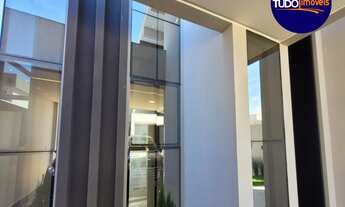 Imagem 7: Excelente Casa Alto Padrão, 3 suítes, closet, banheira com hidro, piso em porcelanato e pé