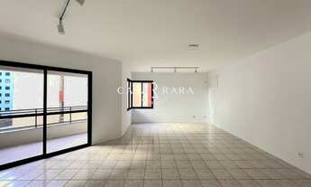 Imagem 6: Apartamento 4 dormitórios (2 suítes) e 3 vagas com hobby box - Centro