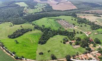 Imagem: Sítio Granja 23,8 Alqueires, Formada em