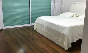 Imagem 3: Casa Duplex 449m2 SEMI NOVA - ALTO PADRÃO 4 Suítes A suíte master com closet e hidro, sala