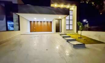 Imagem: Casa de alto padrão em condomínio no Parque