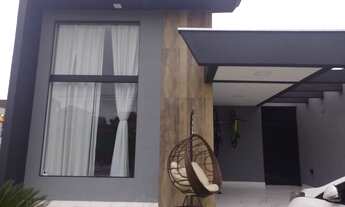 Imagem 3: Casa em Condomínio de Alto Padrão em Cotia-SP - 3 Quartos, 1 Suíte, 2 Salas, 3 Banheiros