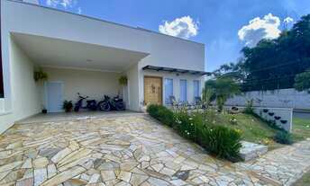 Imagem: Casa de alto padrão em condomínio no Jardim