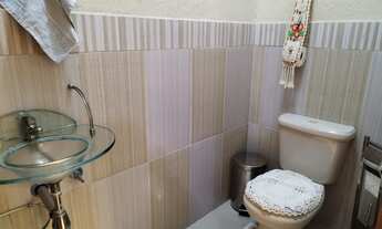 Imagem 7: Imperdível: Casa à venda em Jacareí-SP, no Centro, com 3 quartos, 1 suíte, 3 salas, 3 banh