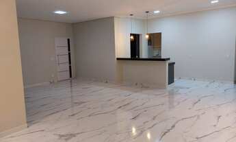 Imagem 3: Casa em Condomínio de Alto Padrão em Monte Mor-SP - 3 Quartos, 1 Suíte, 2 Salas, 2 Banheir