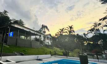 Imagem: Chácara de luxo em condomínio à venda