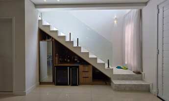 Imagem 5: Casa em Condomínio de Luxo à Venda em Valinhos-SP, Bairro Roncáglia: 2 Quartos, 2 Suítes