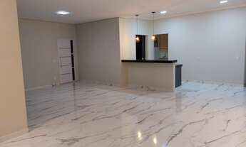 Imagem 2: Casa em condomínio fechado Terreno 250,00m². Área construída 233,69m² ? Casa com garagem