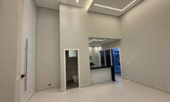 Imagem 2: Casa à venda com 3 suítes no Condomínio Gaivota, no bairro Residencial Gaivota em Monte Mo