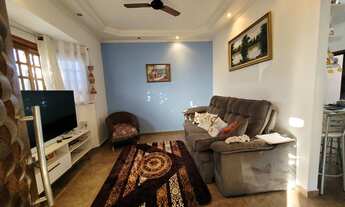 Imagem: Casa de alto padrão à venda em condomínio