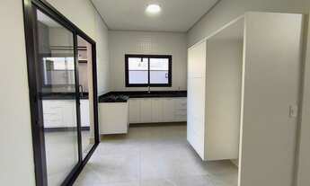 Imagem 7: Casa em Condomínio à Venda em Hortolândia-SP 3 Quartos, 1 Suíte, 3 Salas, 2 Banheiros, 4