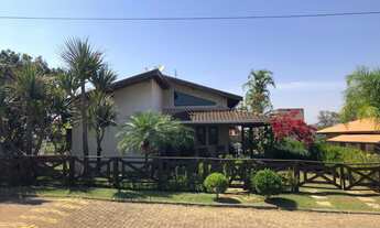 Imagem 5: Casa Térrea 350m2, 3 Dormitórios, 1 Suíte Master com Banheira, 3 Vagas, Área Gourmet, Escr