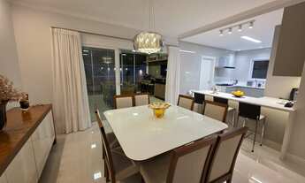 Imagem 6: Imperdível oportunidade de compra: Casa em condomínio de luxo com 3 suítes e 4 vagas em Pa