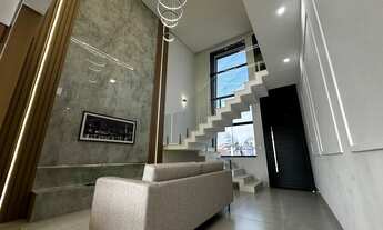 Imagem: Imóvel de Luxo Casa em Condomínio com