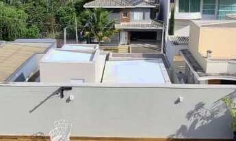 Imagem: Imperdível Casa em Condomínio à Venda