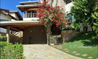 Imagem 2: Luxuosa casa em condomínio à venda em Valinhos-SP, no bairro Santa Cruz, com 4 quartos, 4