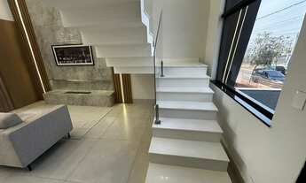 Imagem 4: Imóvel de Luxo: Casa em Condomínio com 4 Quartos e 216m² no Parque Olívio Franceschini, Ho