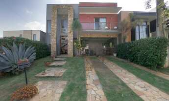 Imagem: Casa em Condomínio de Luxo à Venda em