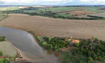 Imagem: EXCELENTE SÍTIO A VENDA NA REGIÃO DE TATUÍ-SP