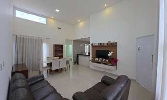 Imagem 4: Casa em Condomínio de Luxo com 3 Quartos e 4 Vagas em Hortolândia-SP, no Loteamento Remans