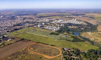 Imagem: Terreno em Condomínio de Luxo à Venda