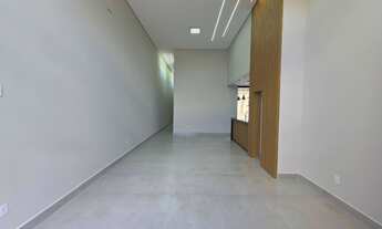 Imagem 7: Casa de luxo em condomínio: 3 quartos, 3 suítes, 2 salas, 3 banheiros, 4 vagas de garagem