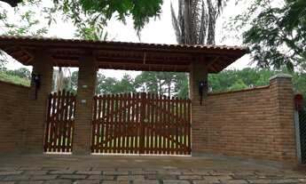 Imagem 6: Chácara de Luxo em Condomínio: 3 Quartos, 1 Suíte, 2 Salas, 2 Banheiros, 3 Vagas de Garage