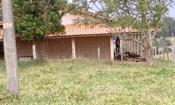 Imagem 1: Sítio com 16 Alqueires bom de água , ? cede com 3 Quartos toda avarandada falta acabamen