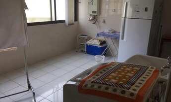 Imagem 3: Apto 200m2 3 Dorms c/Armarios,Sala,Cozinha Planejada,3 Banheiros,1 Vaga Coberta,Varanda,Sa