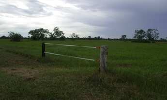 Imagem 6: Fazenda 34.440 Alqueires, Rica em Água com 40 Represas, 40 Lagos e Rio Cortando a Propried