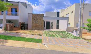 Imagem 2: Casa 330m2 no Condomínio Swiss Park, 3 Suítes Sendo Uma Master, Cozinha Americana Planejad