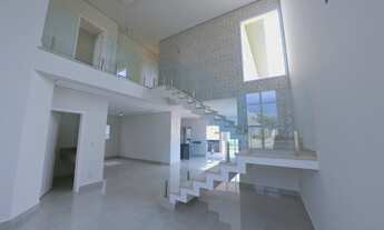 Imagem: Casa Duplex 292m2, 3 Dormitórios Sendo