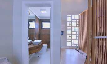 Imagem 7: Casa 330m2 no Condomínio Swiss Park, 3 Suítes Sendo Uma Master, Cozinha Americana Planejad