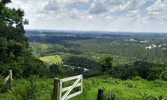 Imagem 7: Sítio 30 Alqueires, Rico em Água com Lago, Casa Sede 600m2, 8 Suítes, 48 Baias de Cavalos