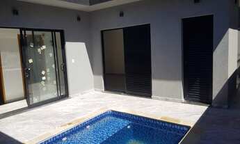 Imagem 3: Casa Duplex 223m2 em Condomínio, 3 Dormitórios sendo Uma Suíte, Piscina e Área Gourmet, 4