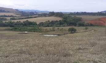 Imagem 6: Fazenda 190 Alqueires, Rica em Água com 9 Nascentes, 100 Alqueires em Pasto, 70 Alqueires