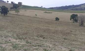 Imagem 2: Fazenda 190 Alqueires, Rica em Água com 9 Nascentes, 100 Alqueires em Pasto, 70 Alqueires