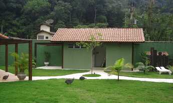 Imagem 5: Chácara 2.080m2, Casa Sede 305,17m2, 8 Suítes, Casa Caseiro, Depósito, Sauna, Piscina, Var