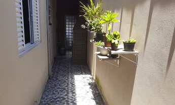 Imagem 3: Casa 82m2, 2 Dormitórios, 1 Banheiro, 1 Vaga Coberta, Terreno de 126m2, Ótima Localização