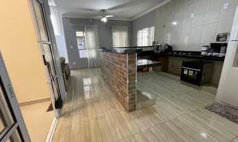 Imagem 2: Casa Térrea 149,56m2 3 Dorms 1 Suíte, Sala, Cozinha, Banheiro, Área Gourmet c/Churrasqueir