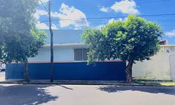 Imagem 2: Galpão 222m2 Pátio Grande, 2 Escritórios, Banheiro, Depósito, Ideal para Comercio Automoti